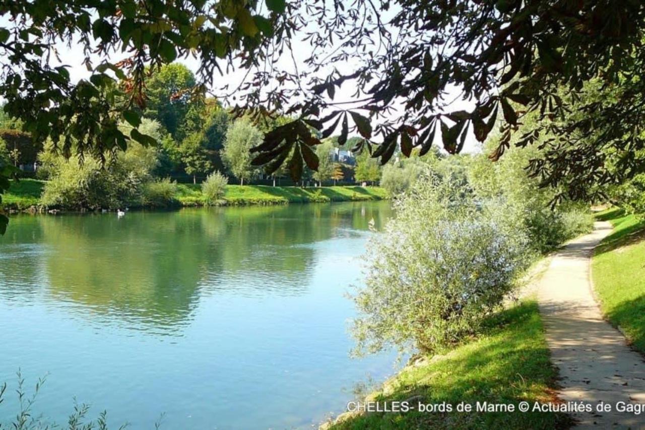 Roulotte Insolite Avec Terrasse Proche Paris Noisy-le-Grand Eksteriør bilde