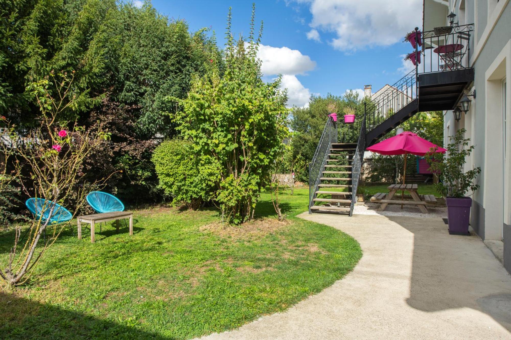 Roulotte Insolite Avec Terrasse Proche Paris Noisy-le-Grand Eksteriør bilde